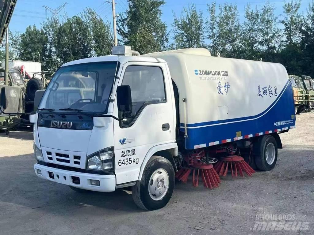 Isuzu 4K Sweeper trucks