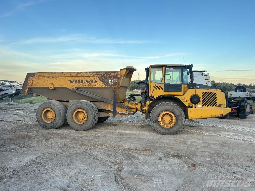 Volvo A 25 E Articulated Haulers