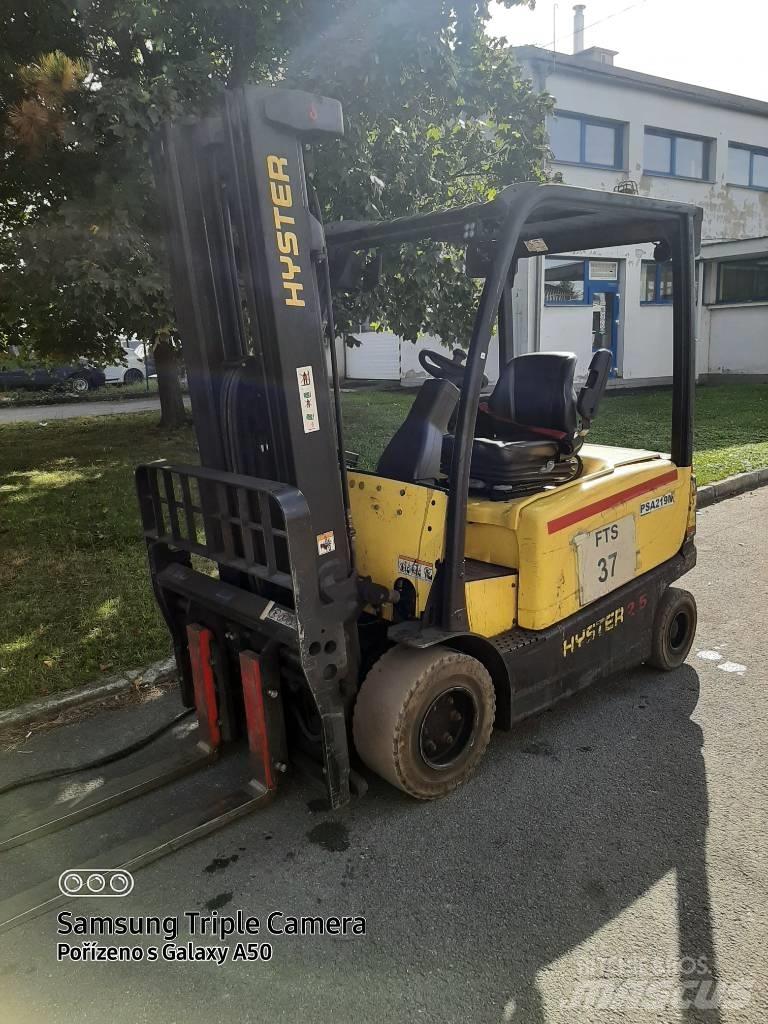 Hyster J2.5XN Electric forklift trucks