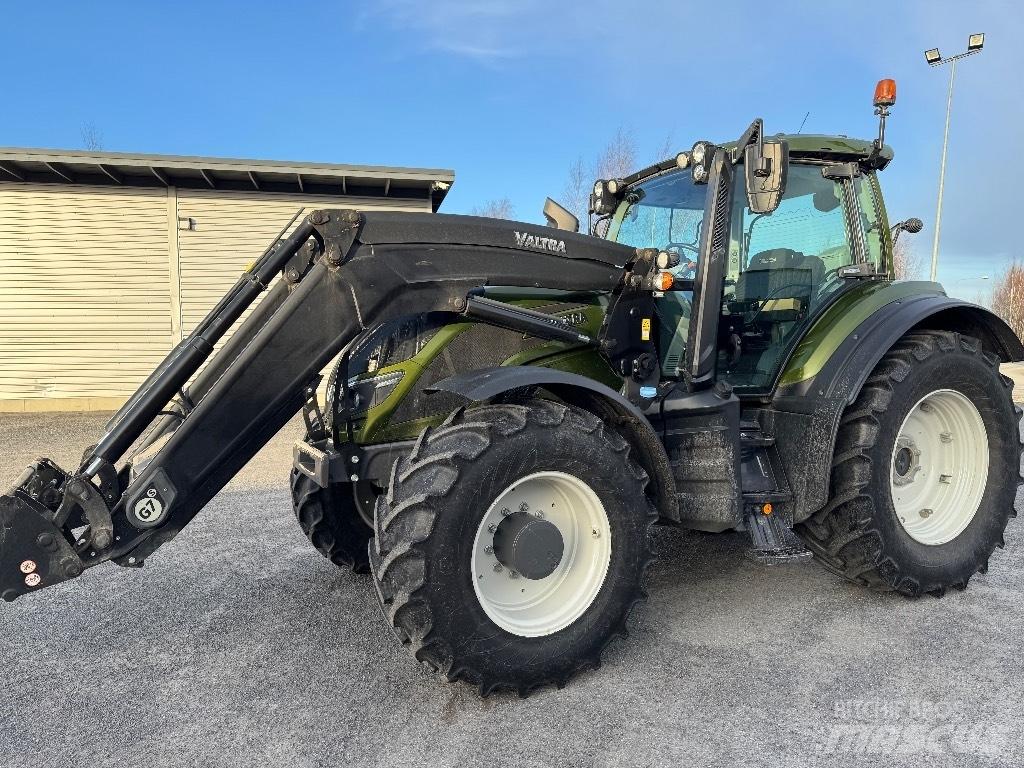 Valtra T174 EA Tractors