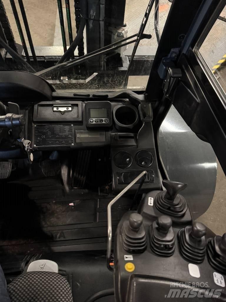 Toyota truck 8FD60N Diesel trucks