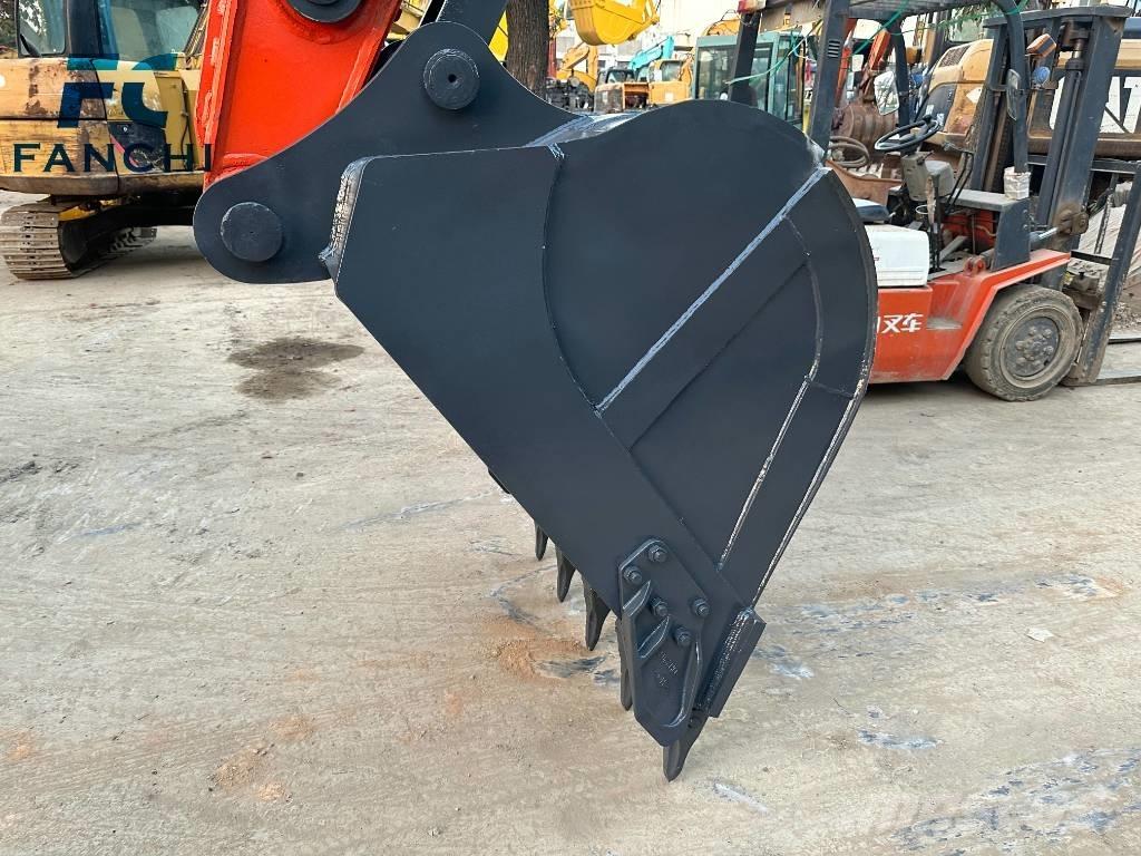 Doosan DX 225 LC Crawler excavators