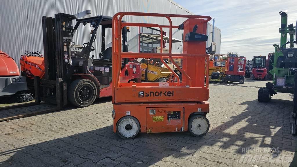 Snorkel TM 12 Used Personnel lifts and access elevators