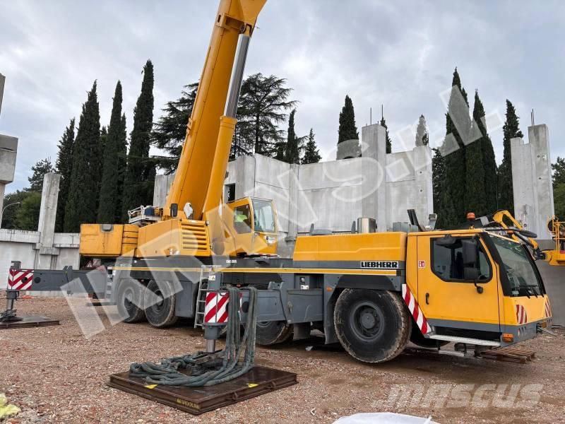 Liebherr LTM1200-5.1 All terrain cranes