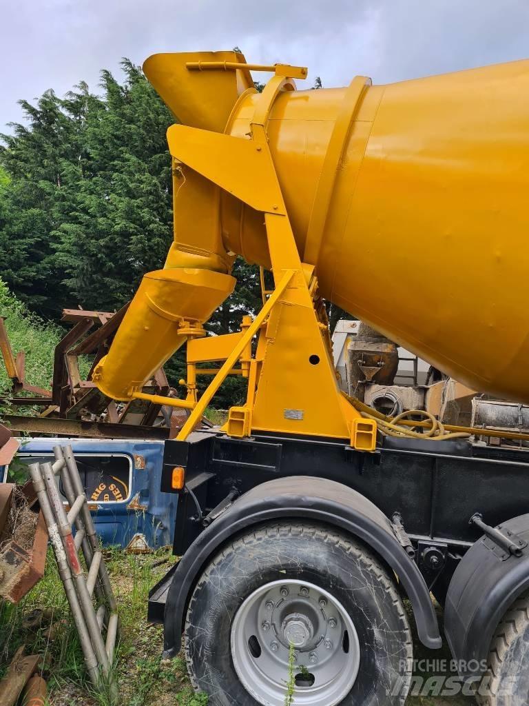  Concrete Mixer Other trailers