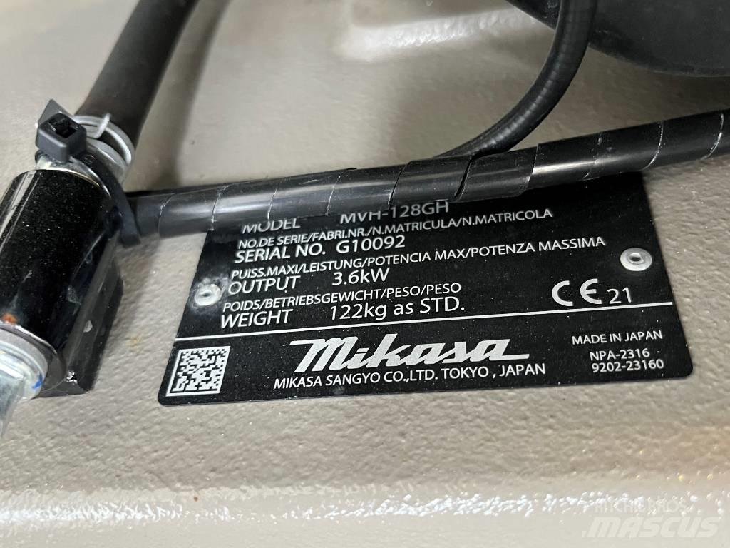 Mikasa MVH 128 GH Plate compactors