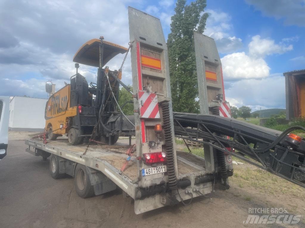Wirtgen DC50 Asphalt splitting machines