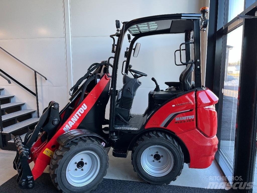 Manitou MLA 2-25 H Multi-purpose loaders