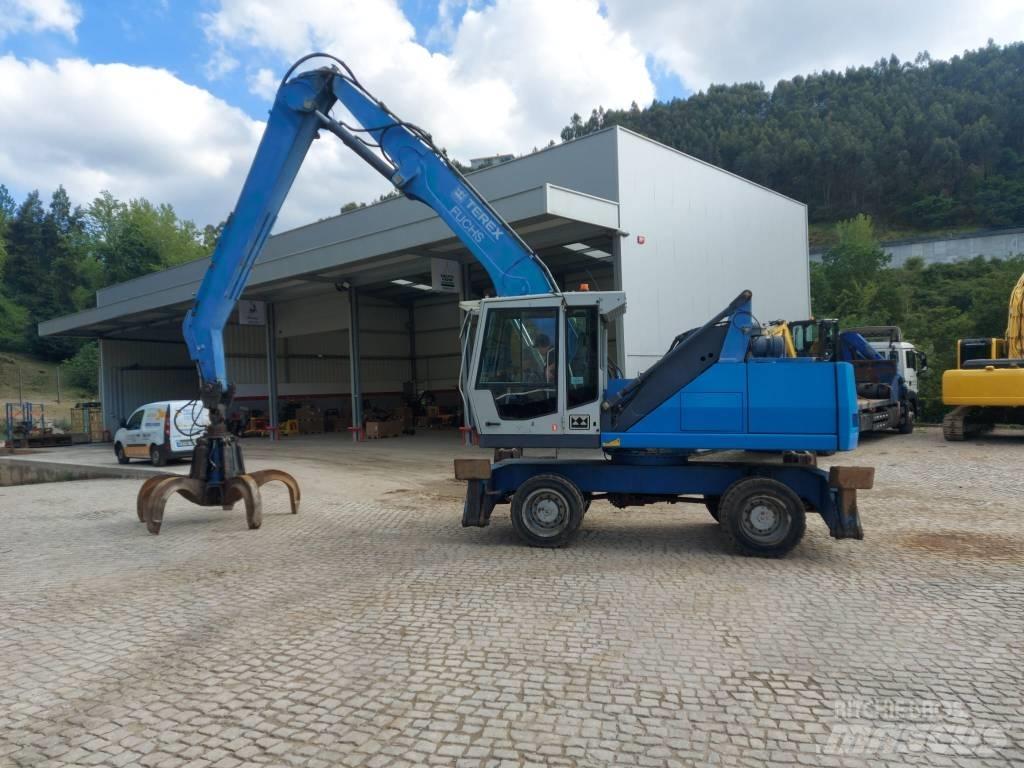 Fuchs MHL 331 Waste / industry handlers