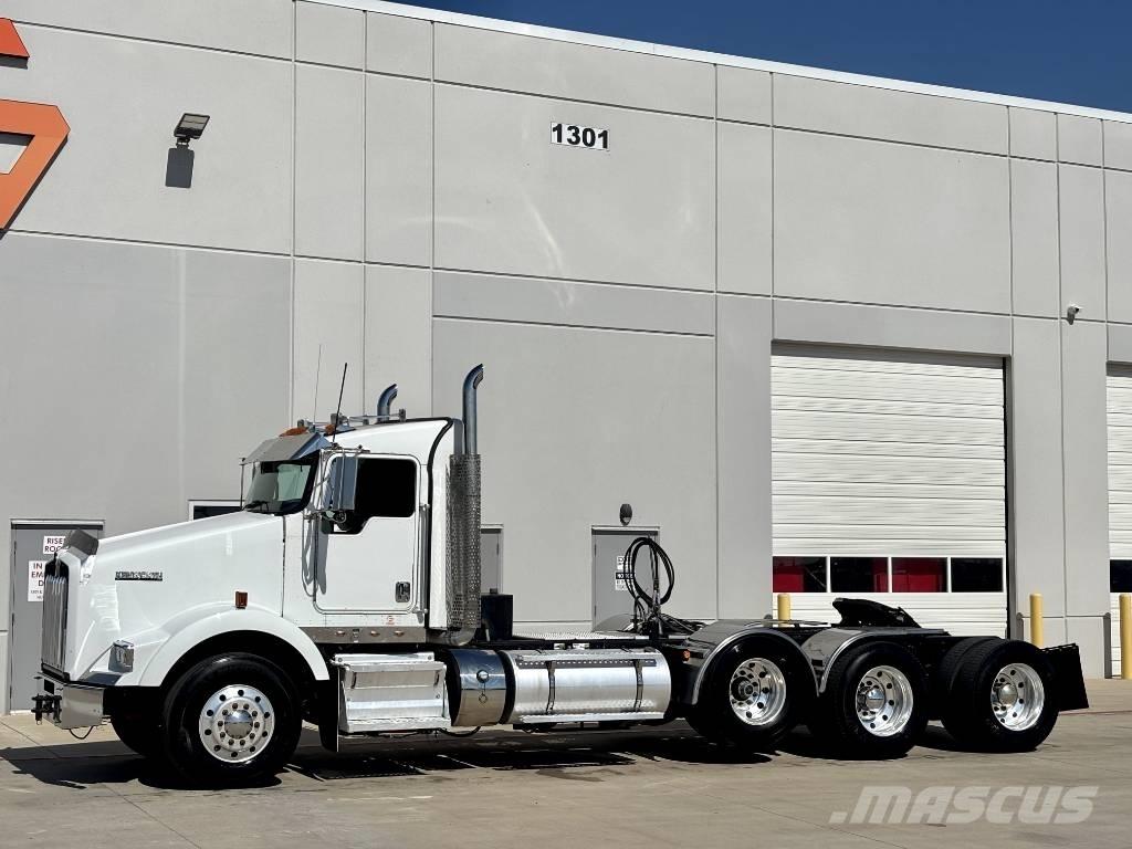Kenworth T 800 Prime Movers
