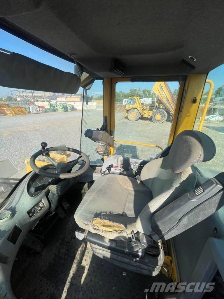Volvo L 120 E Wheel loaders