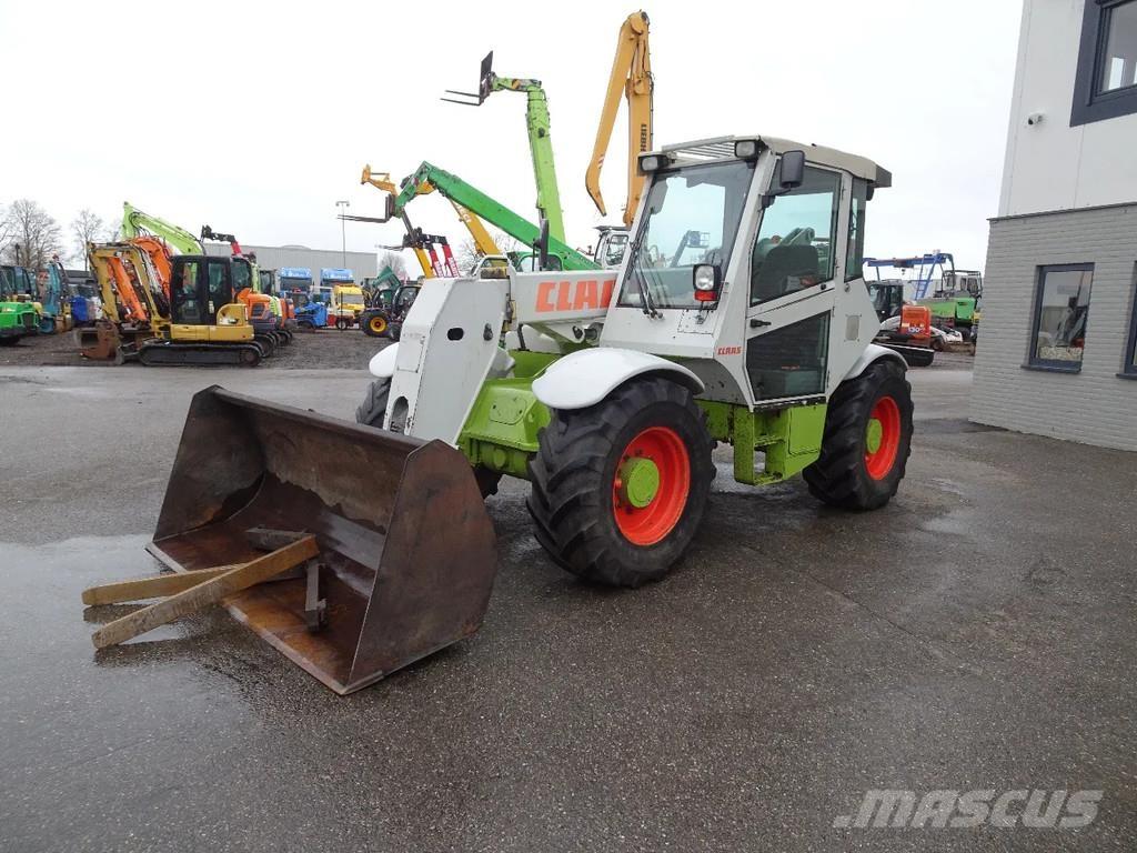 CLAAS 974 Telescopic handlers