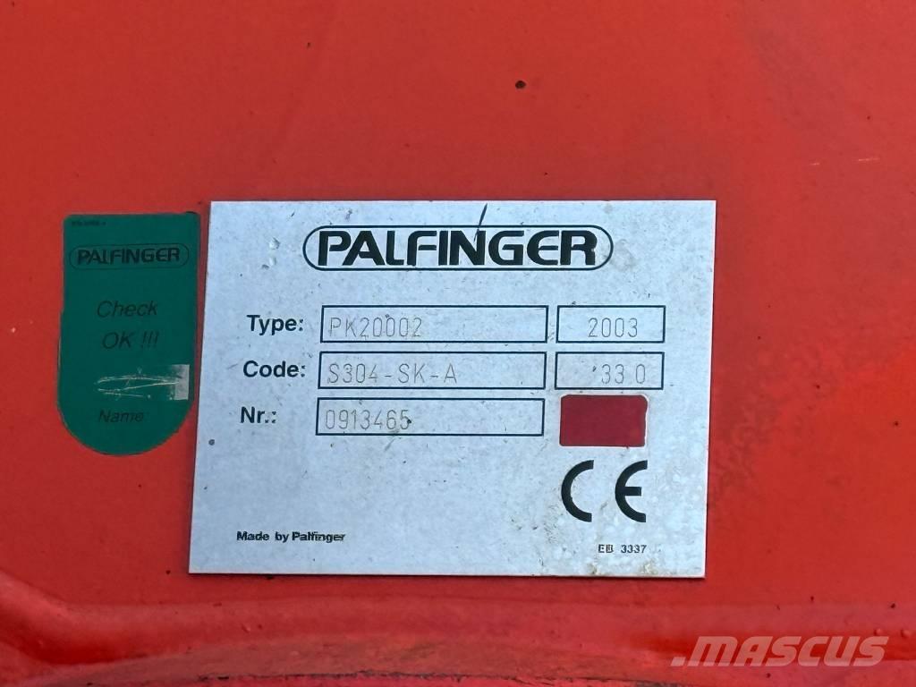 Iveco Trakker 380 Truck mounted cranes