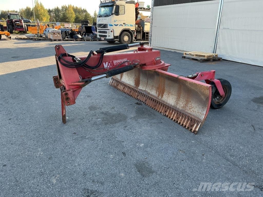 VM 300 JH Road drags