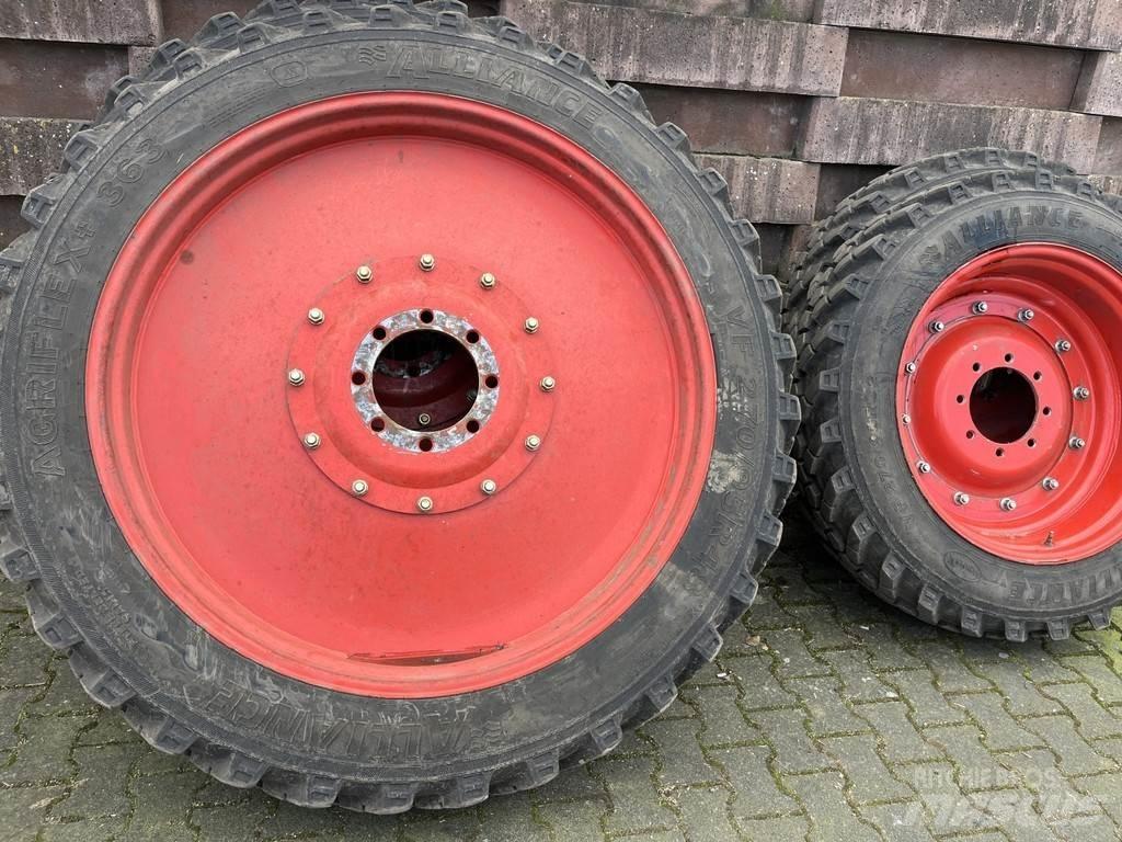 Alliance Wielen Tractors