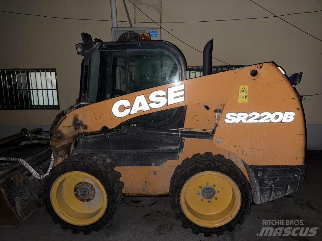 CASE SR 220B Skid steer loaders
