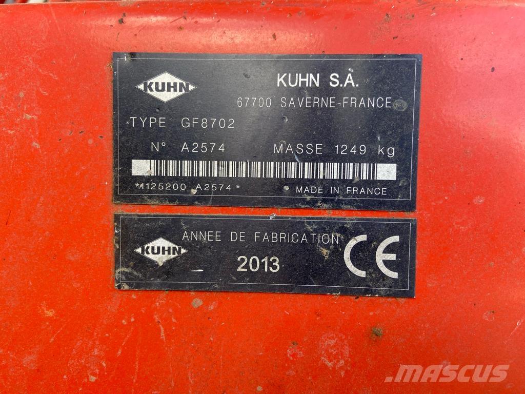 Kuhn GF8702 Rakes and tedders
