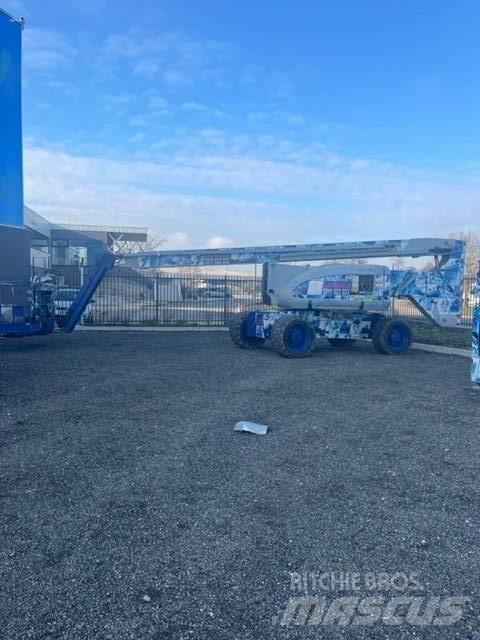 JLG 800 AJ Telescopic boom lifts