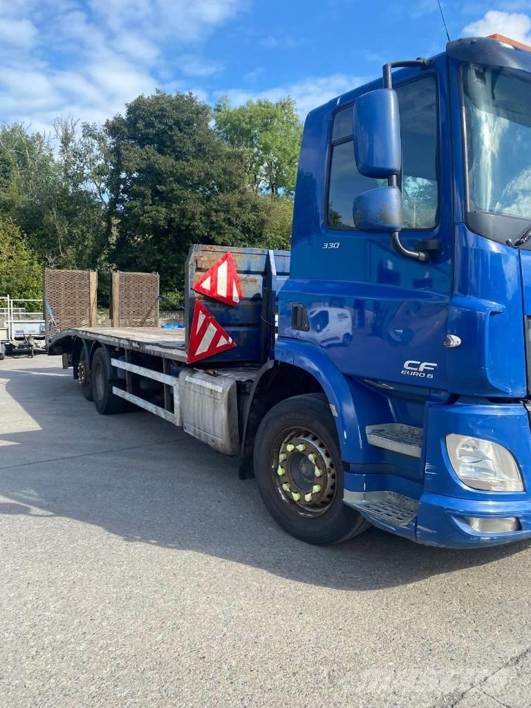 DAF CF 330 Truck mounted cranes