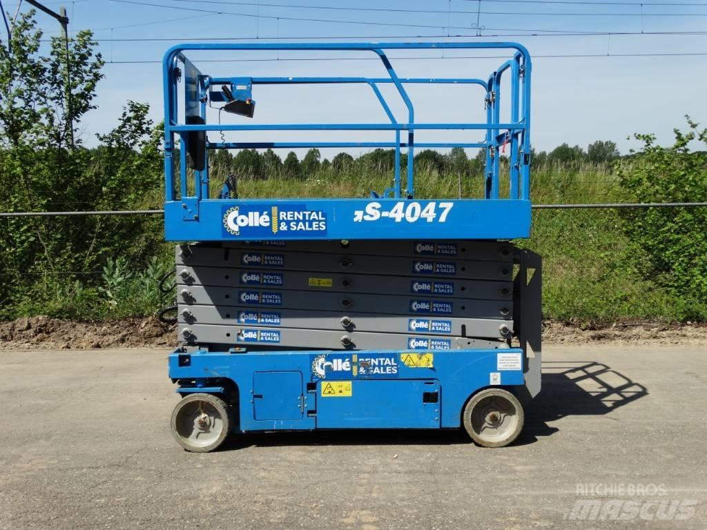 Genie GS 4047 Scissor lifts