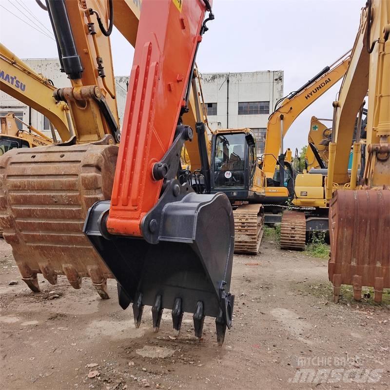 Doosan 225 LC Crawler excavators