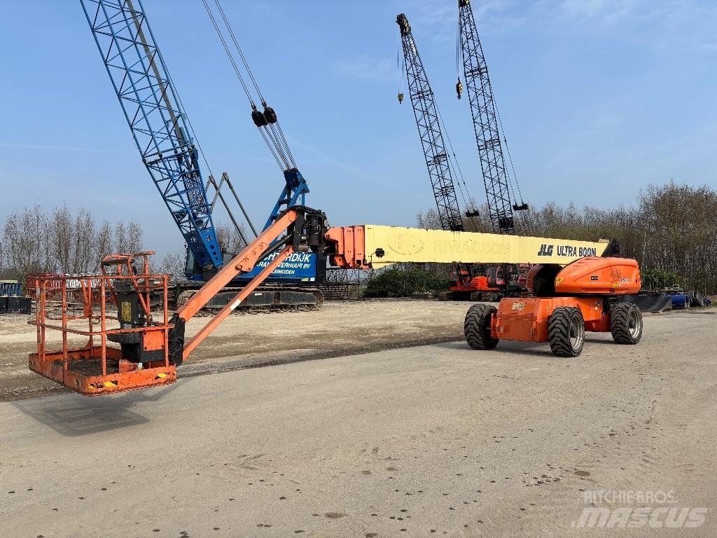 JLG 1350 SJP Telescopic boom lifts