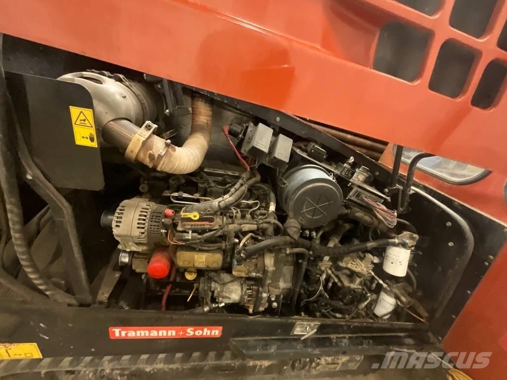 Ditch Witch JT 20 Horizontal drilling rigs