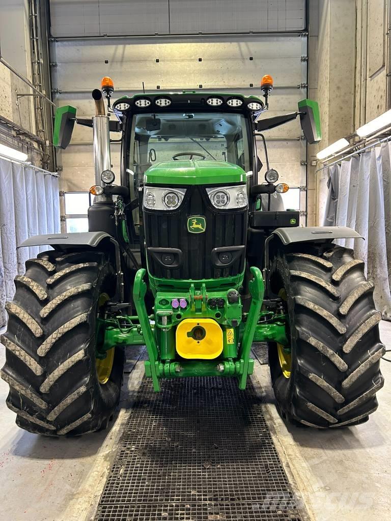 John Deere 6R 215 Tractors
