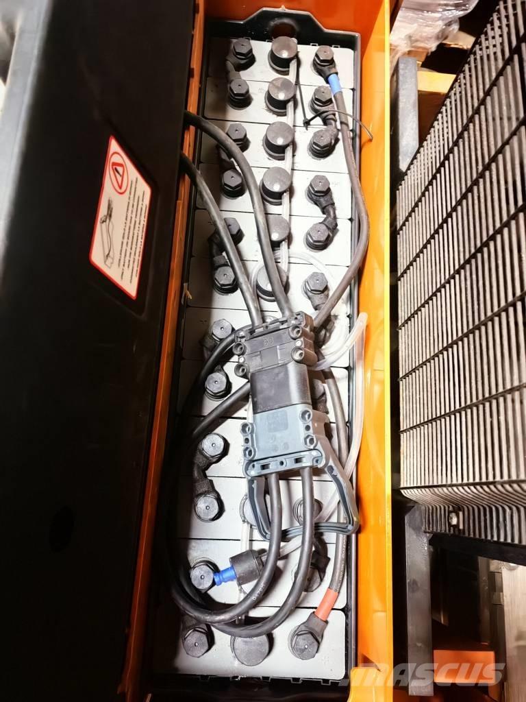 Still EGP 14 Pedestrian stacker