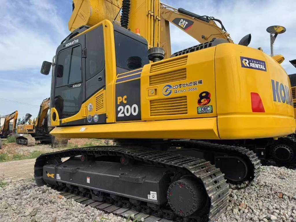Komatsu 200-8 Crawler excavators