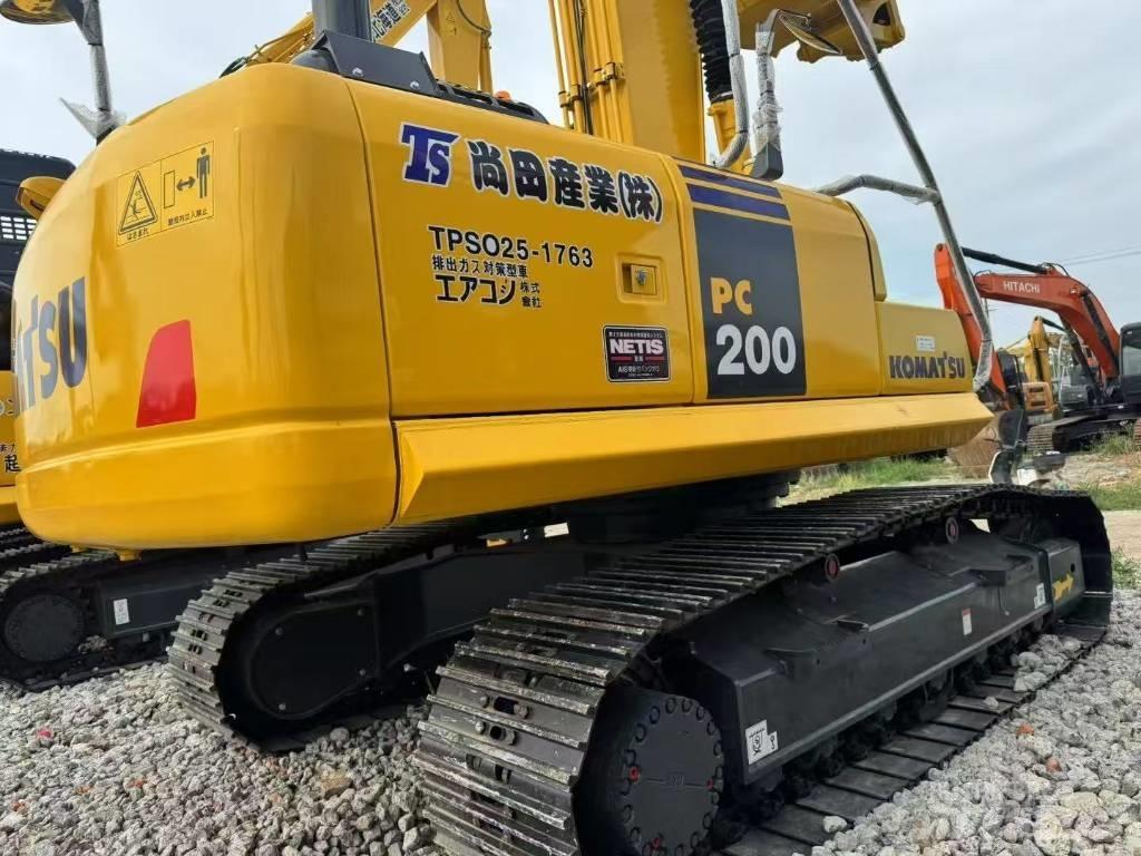 Komatsu 200-8 Crawler excavators