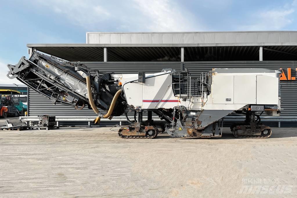 Wirtgen W210 Asphalt cold milling machines