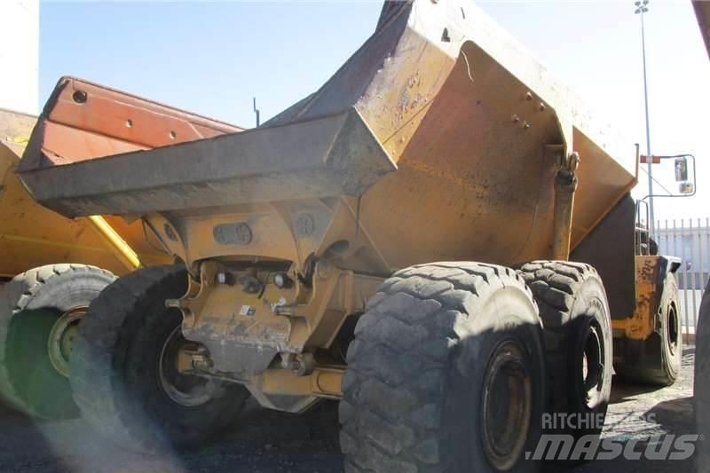Bell B50D Articulated Haulers