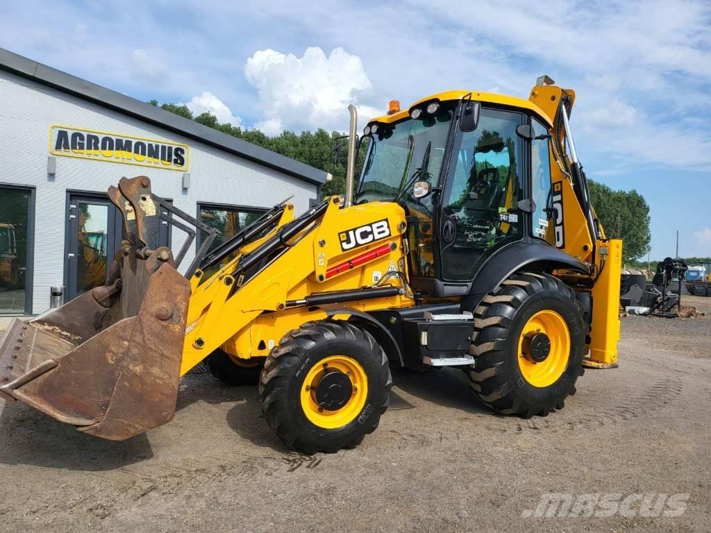 JCB 3 CX Backhoe