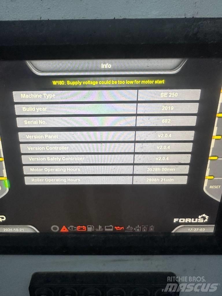 Forus SE250 Waste Shredders