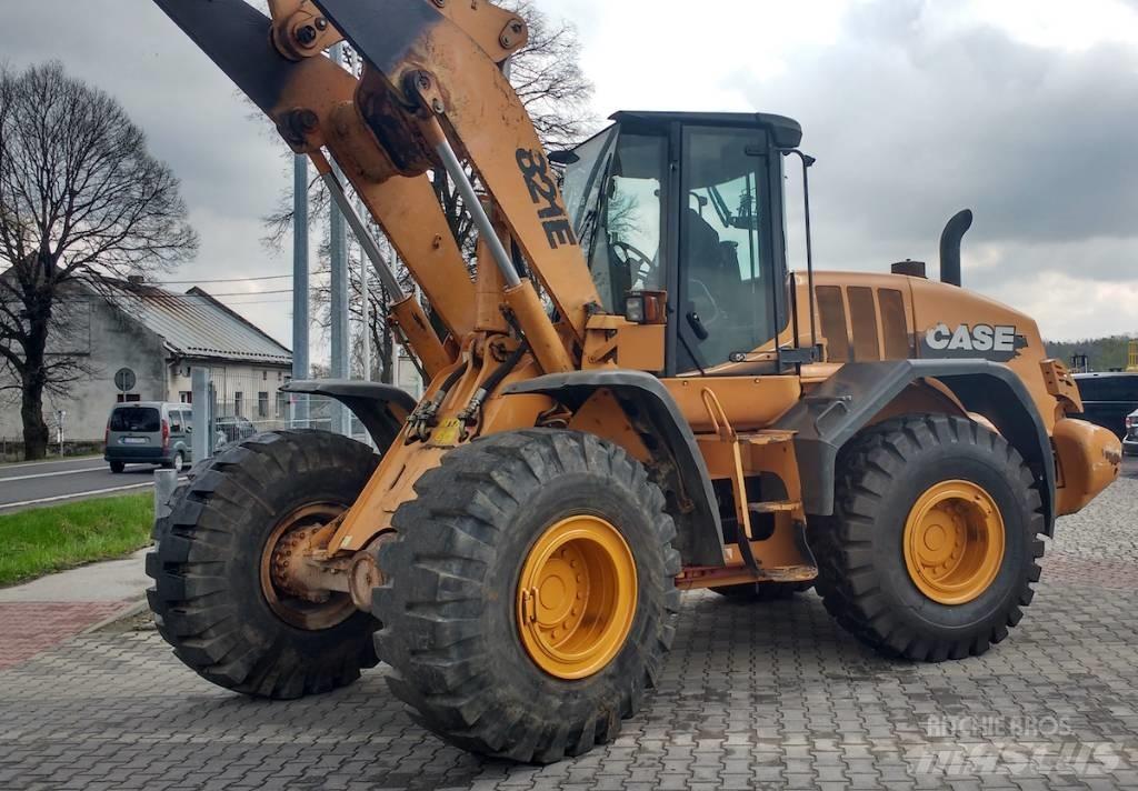 CASE 821 E Wheel loaders