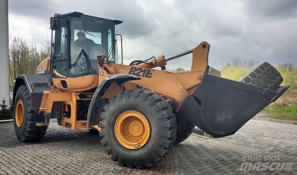 CASE 821 E Wheel loaders