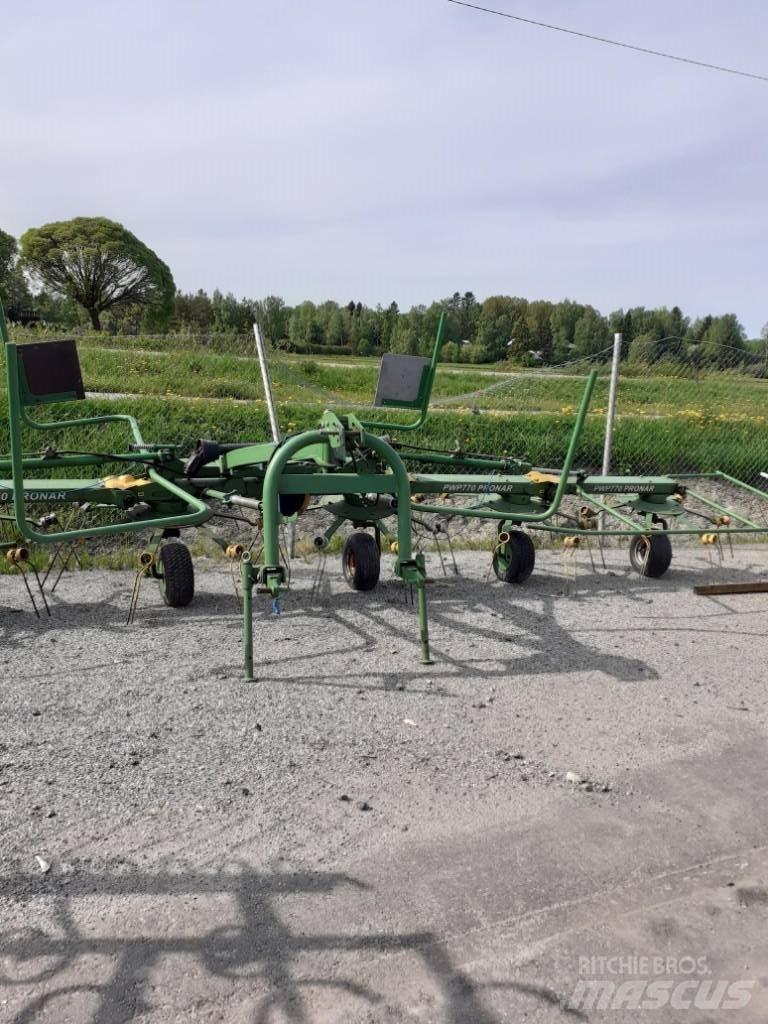 Pronar PWP 770 Rakes and tedders