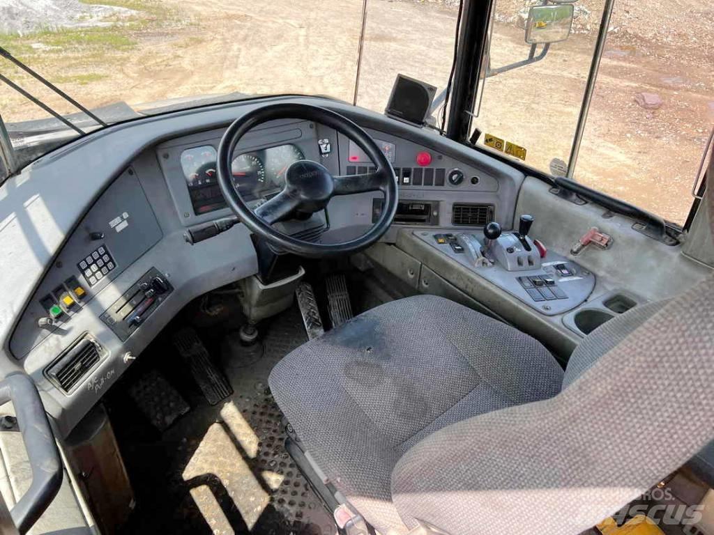 Volvo A40D Articulated Haulers