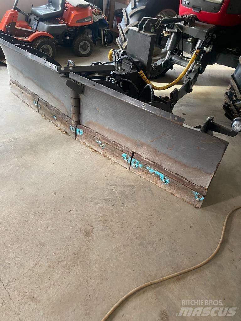 Holms Pv 2.8 Vikplog Farm machinery