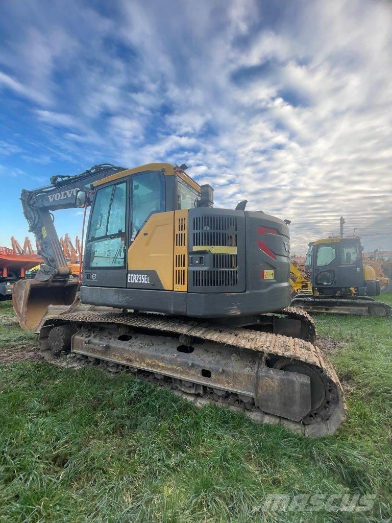Volvo ECR 235 E Crawler excavators