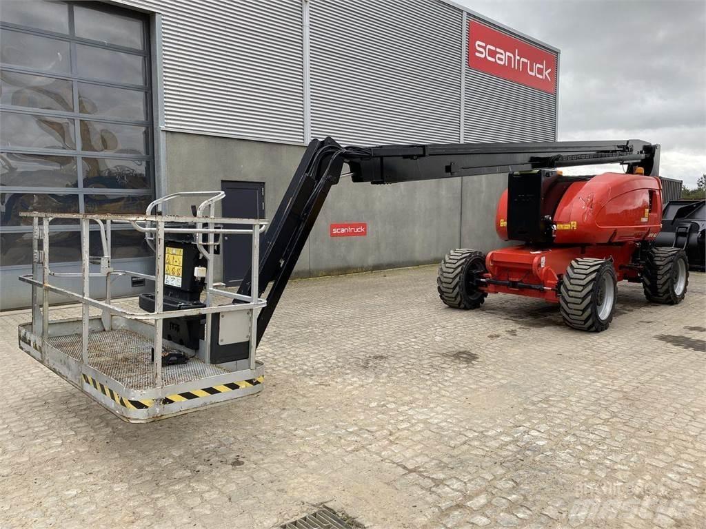 JLG 800AJ Articulated boom lifts