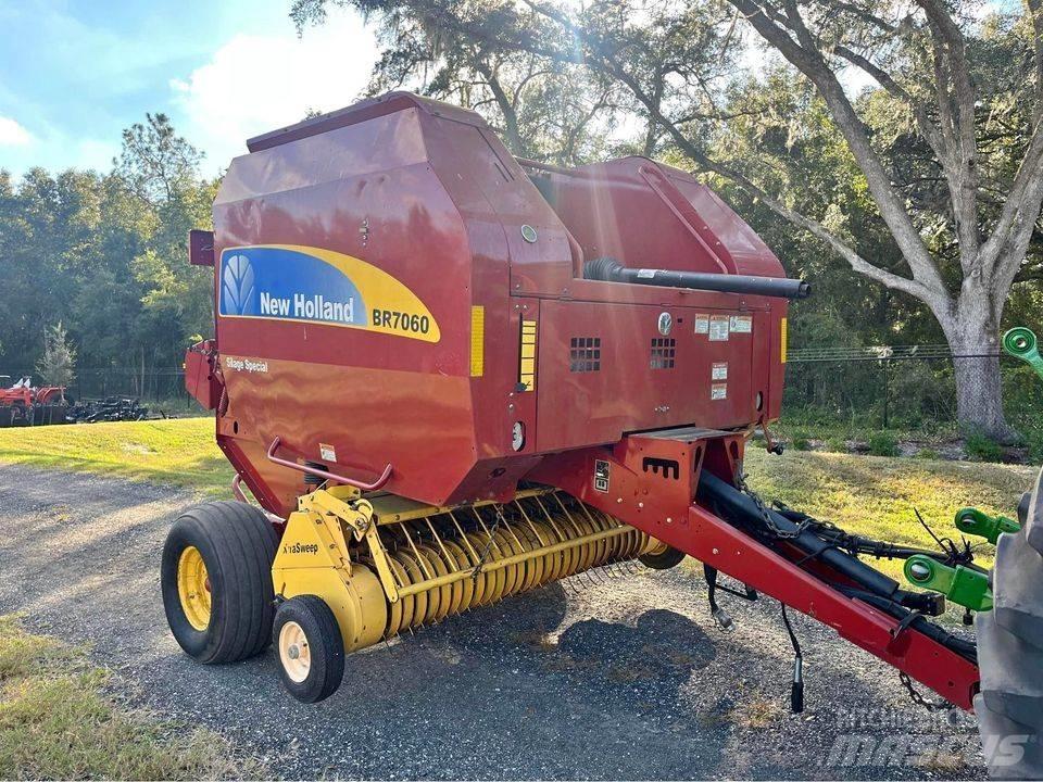 New Holland BR 7060 Round balers