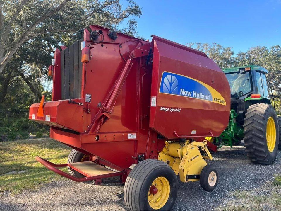 New Holland BR 7060 Round balers
