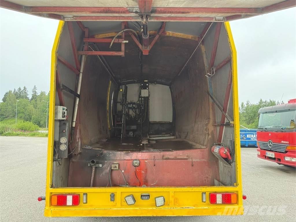 Scania P380 6x2*4 Truck mounted cranes