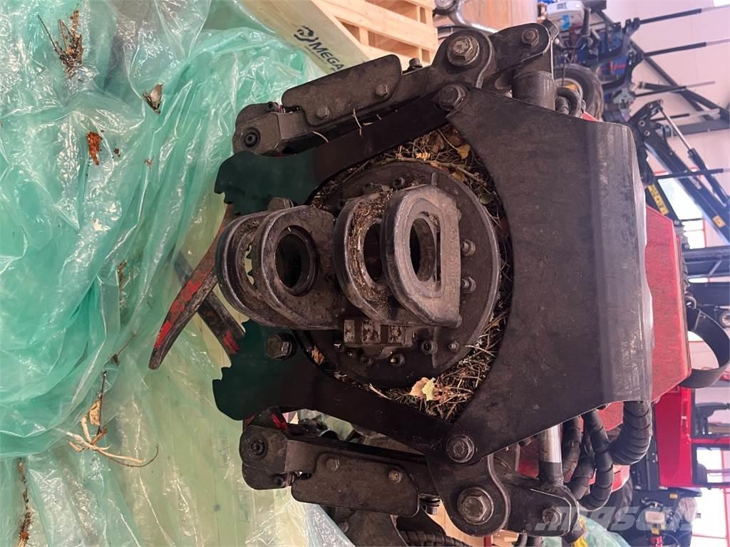 Komatsu C93 Harvester heads