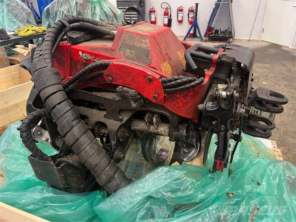 Komatsu C93 Harvester heads