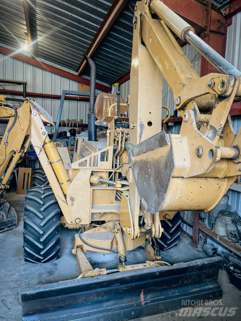 CASE 860 Trenchers
