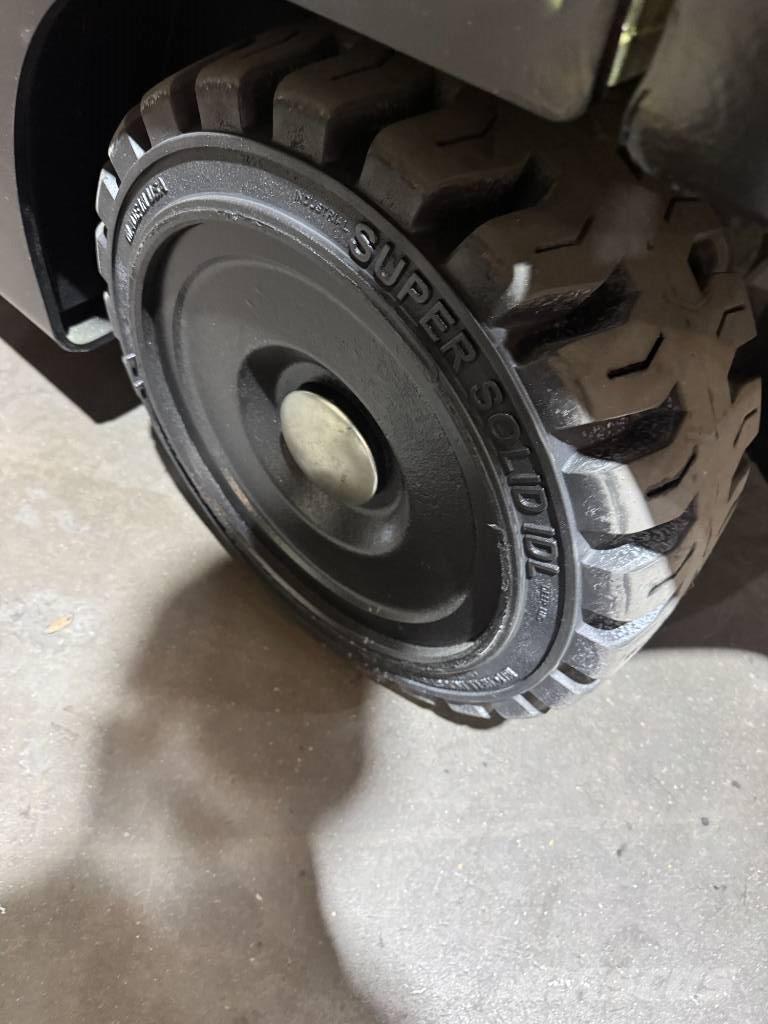 Hyster E 120 XN Electric forklift trucks