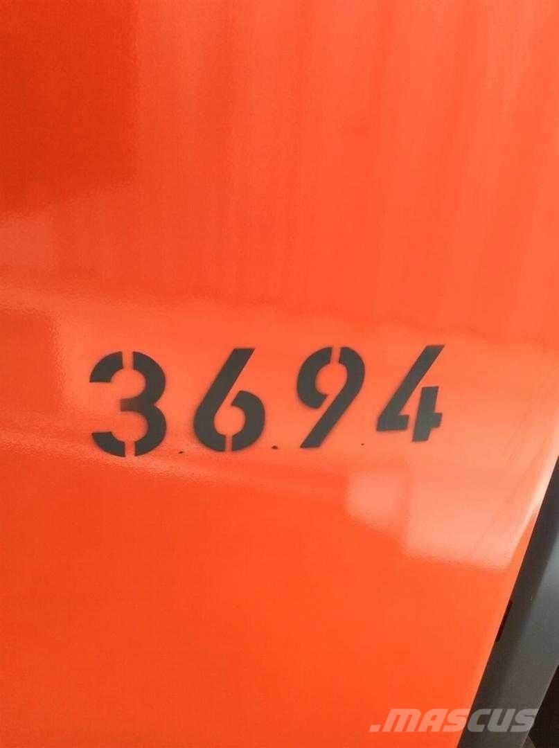 Linde L16I Pedestrian stacker